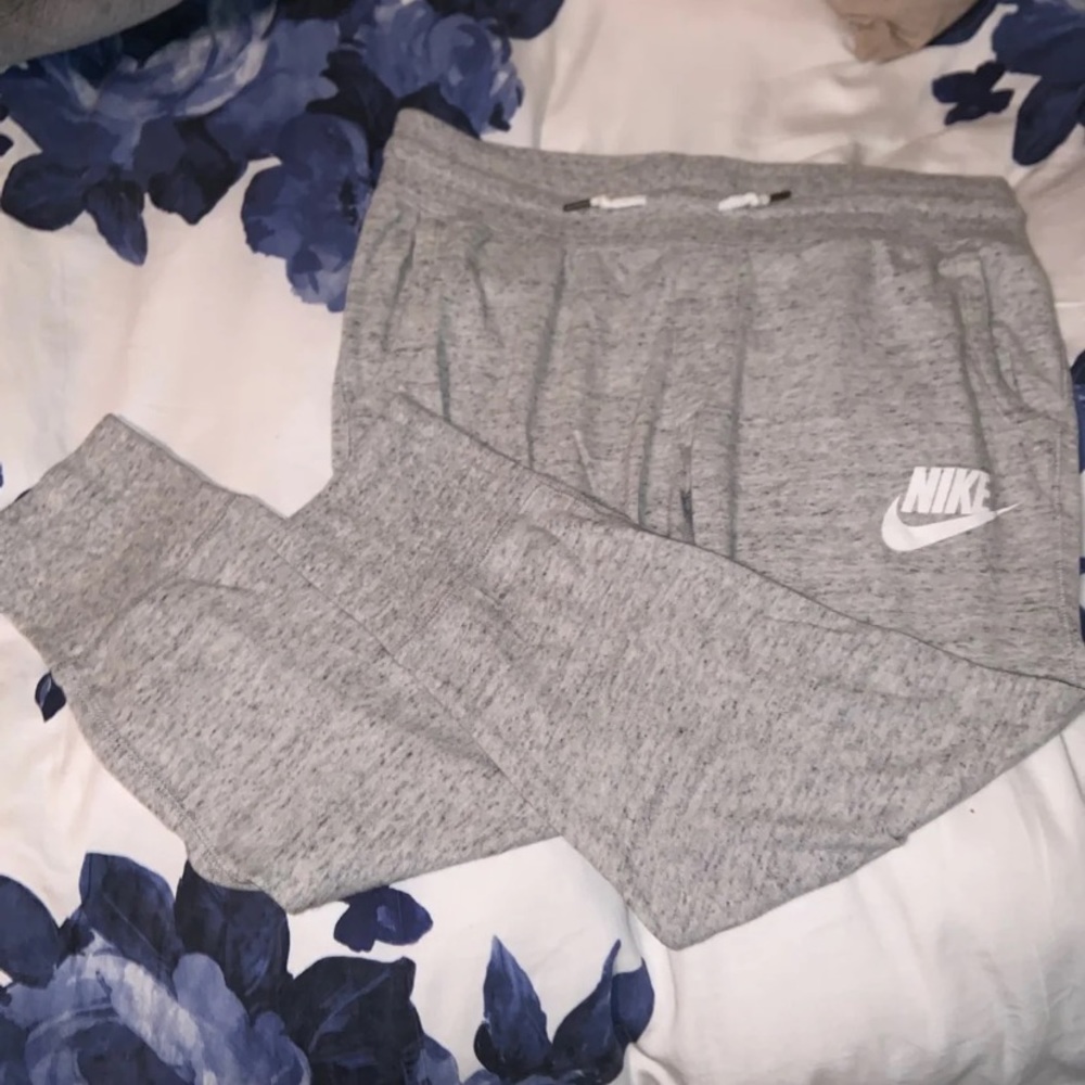 Nike crop sweats